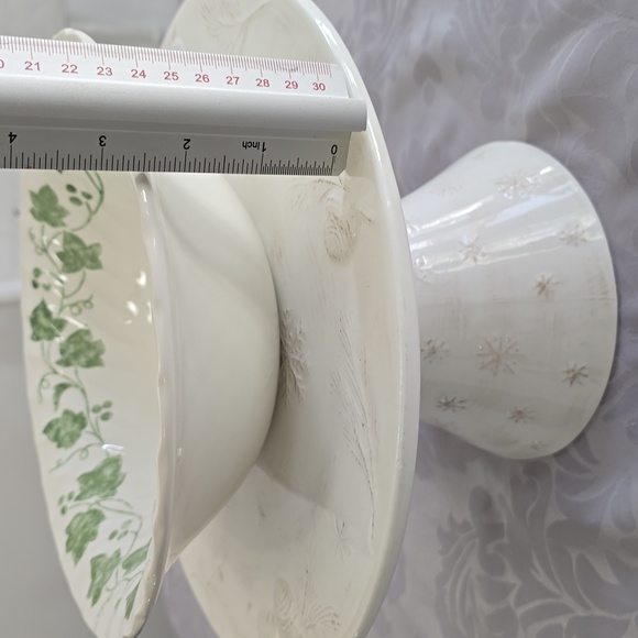 Vintage Churchill Staffordshire England Serving Bowl Verdigris Ivy Scalloped - Picture 12 of 12